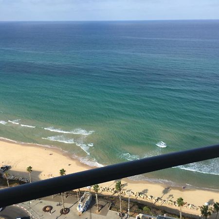 Sky Home Luxury Apartment With Sea View Bat Yam Extérieur photo