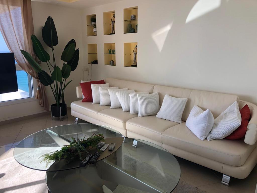 Sky Home Luxury Apartment With Sea View Bat Yam Extérieur photo