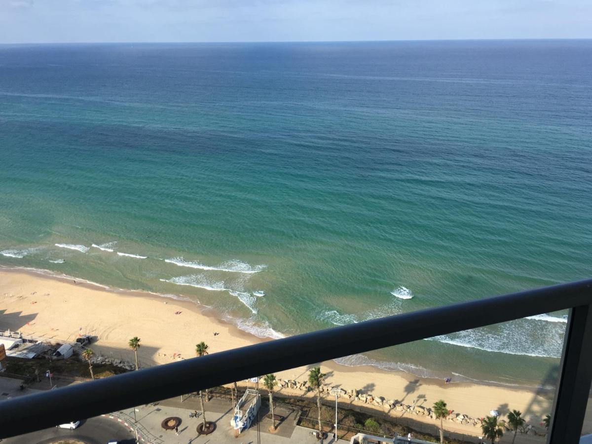 Sky Home Luxury Apartment With Sea View Bat Yam Extérieur photo