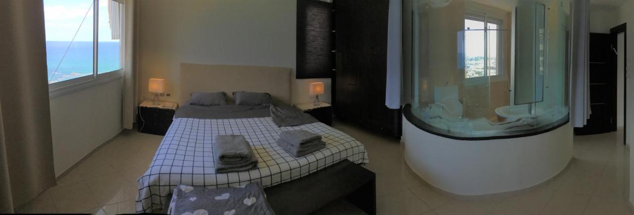 Sky Home Luxury Apartment With Sea View Bat Yam Extérieur photo